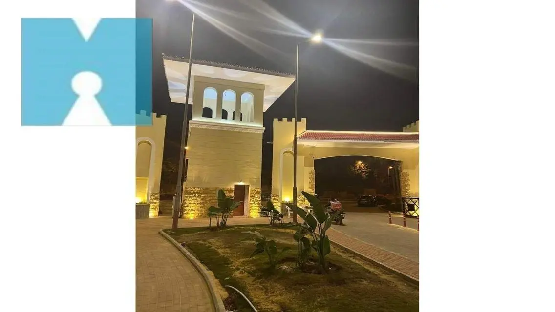 Prime location, standalone villa with kitchen