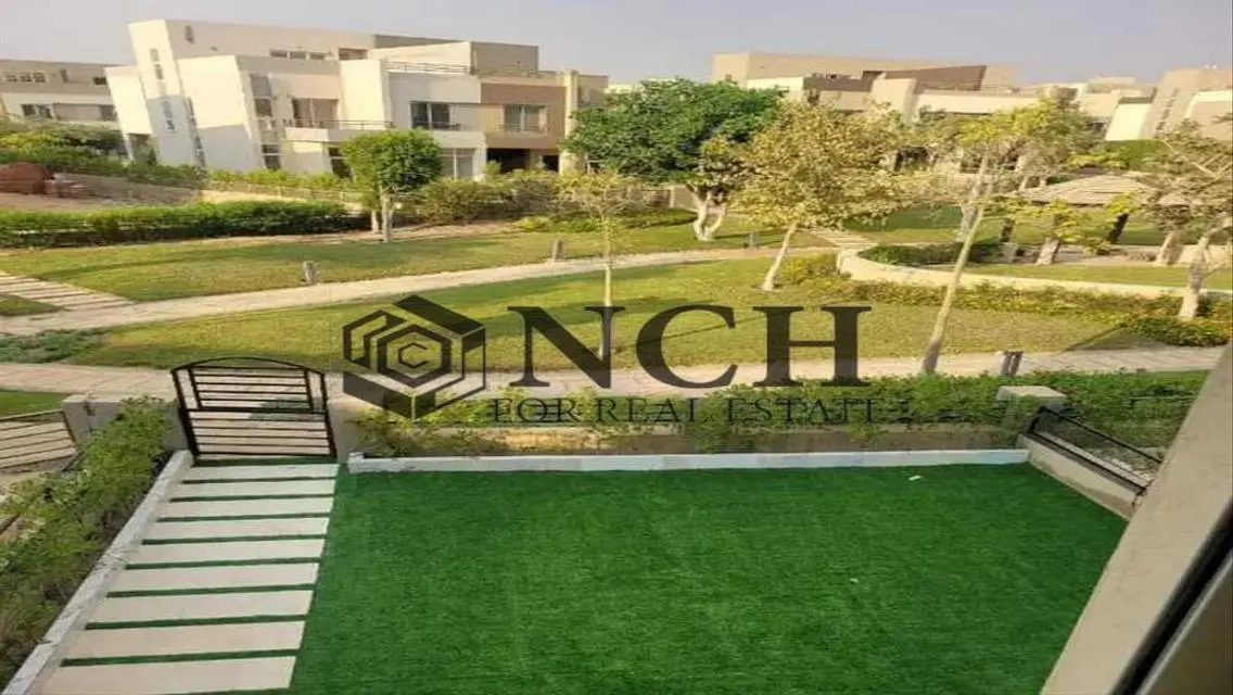 LUXURIOUS TOWNHOUSE 300M 4BED RENT,KITCHEN AND ACS