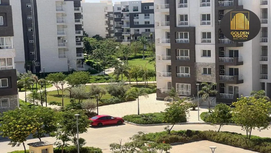 شقة بجاردن للبيع تقسيط  فى مدينتى  بال B14
