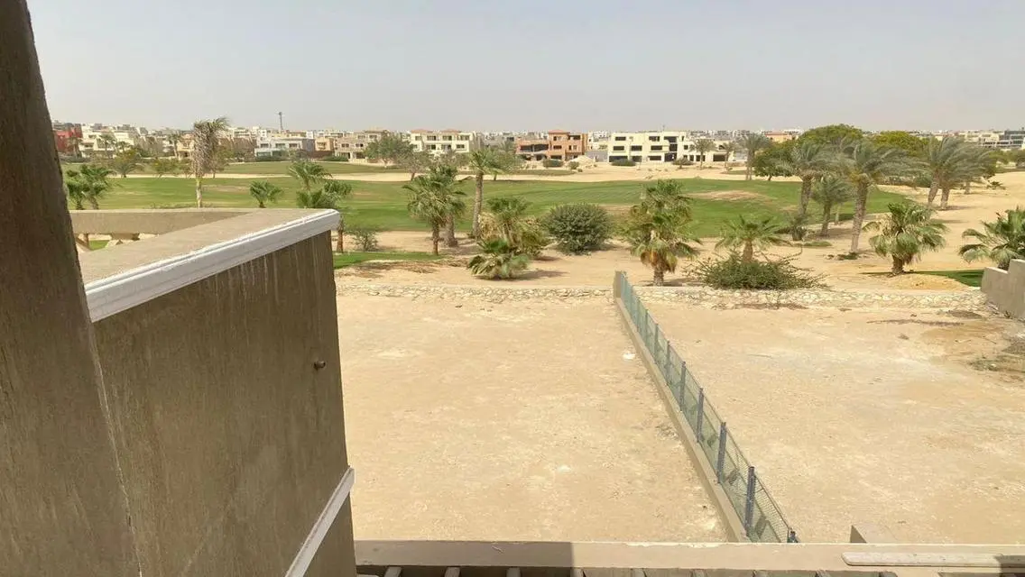 Standalone Villa with special price in The Crown