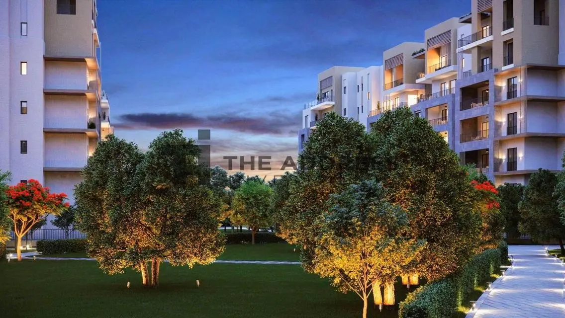 Apartment overlooking landscape in District 5