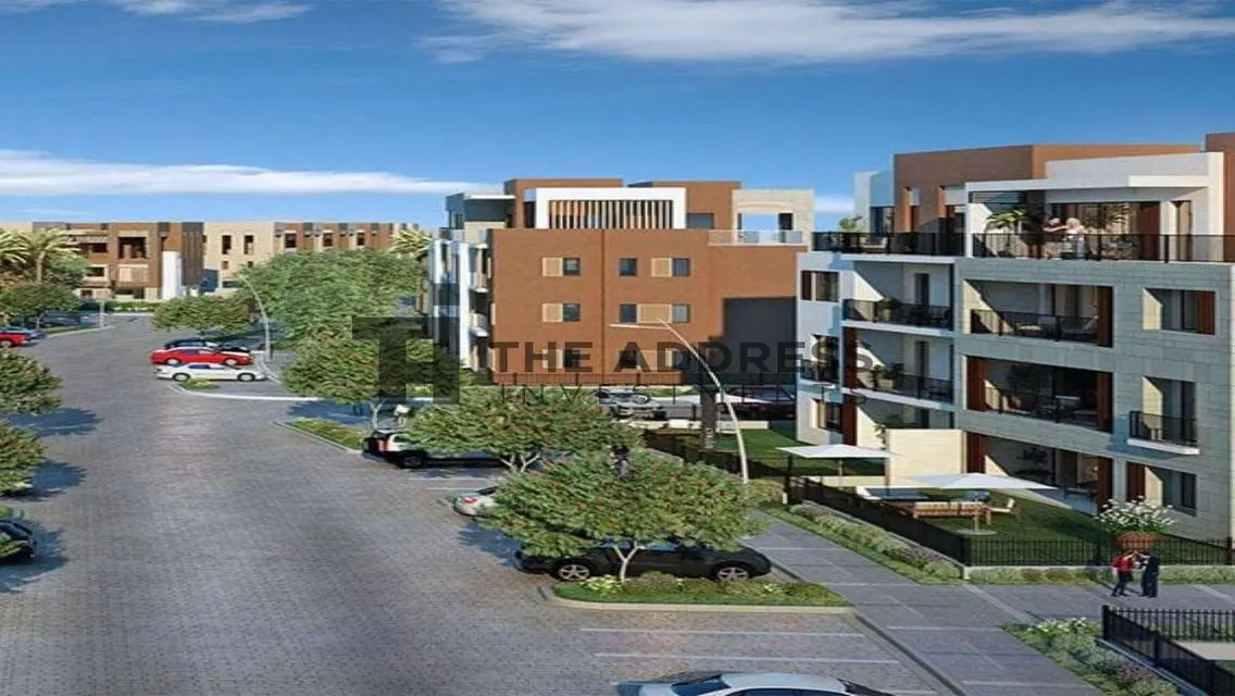 Apartment overlooking landscape in District 5