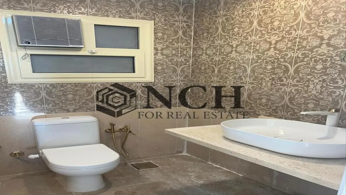 LUXURY APT 162M 3BED FOR SALE, UNDER MARKET PRICE.