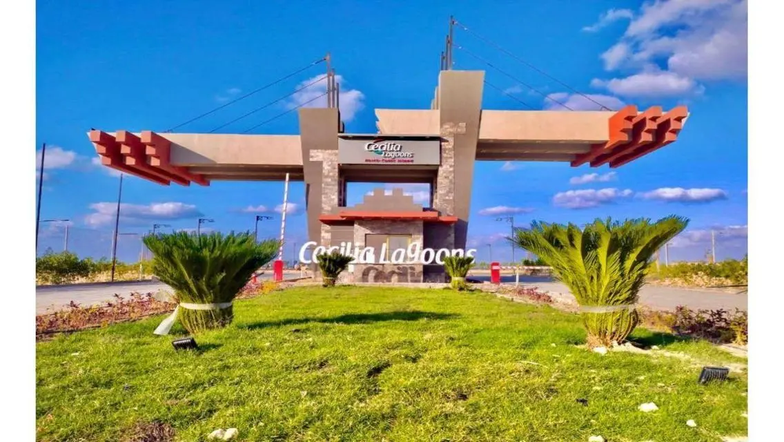 Luxury Villa with Double View for Sale with Private Pool and Garden
