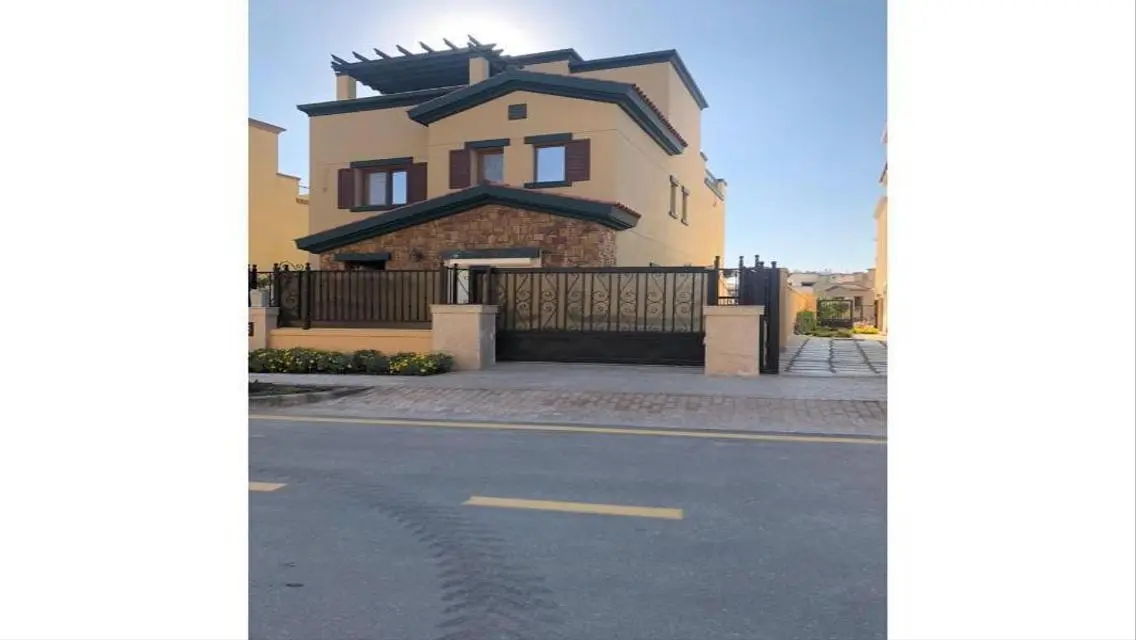 Villa 226m, Ready To Move, With Private Pool