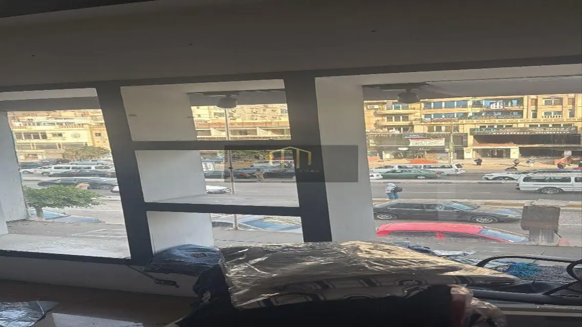 محل للايجار اول دور واجهة النزهة