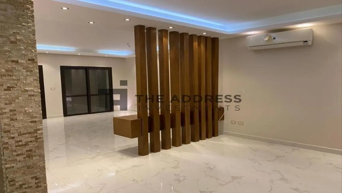 Apartment with ACs and kitchen for rent at Eastown