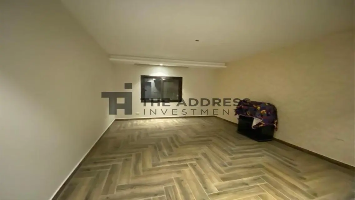 Apartment with ACs and kitchen for rent at Eastown