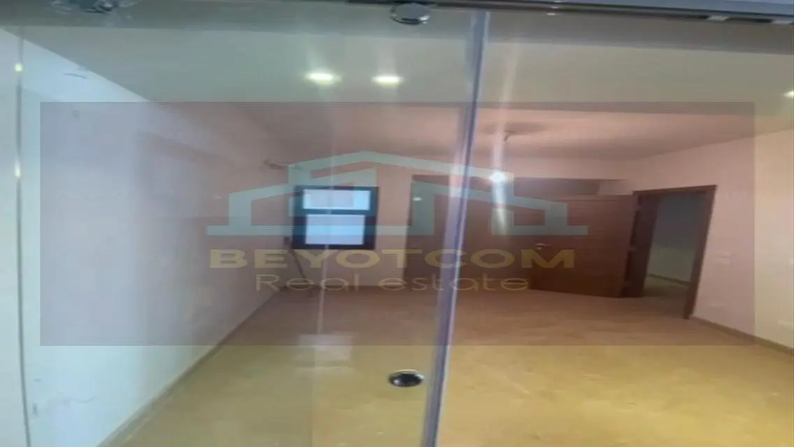 Apartment for rent, Cordyard Sodic, Beverly Hills,