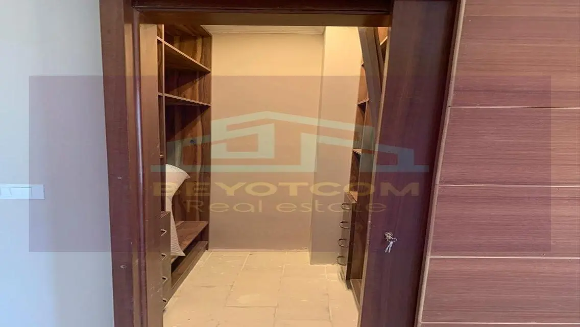 لايجار شقه كورد يارد دور اول تشطيب فندقي اول سكن