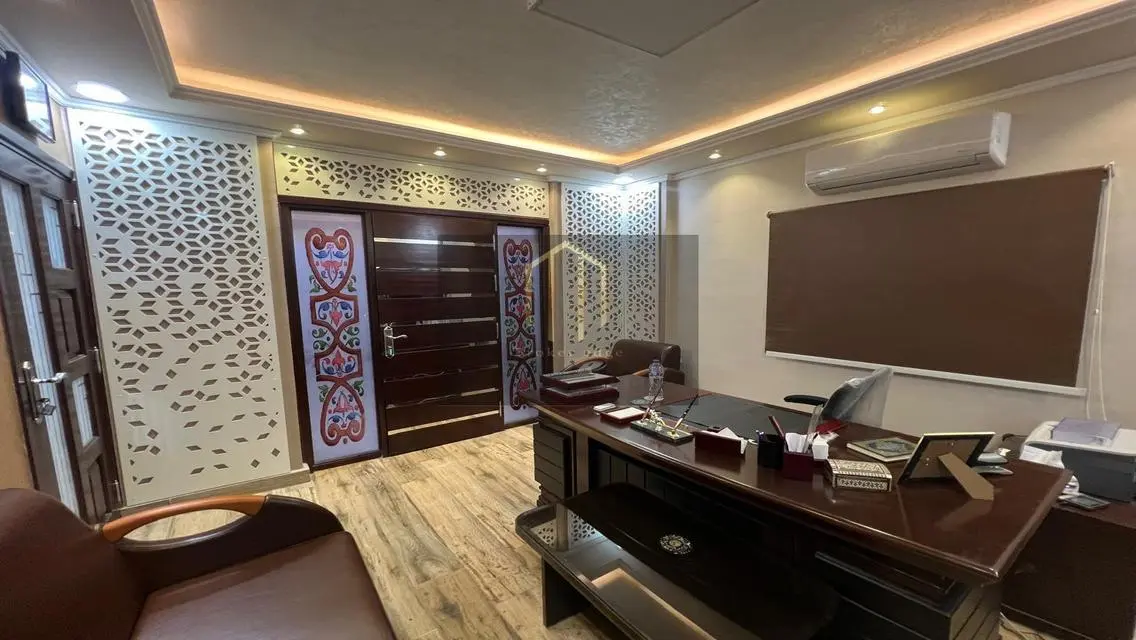 مكتب مفروش للايجار ممتاز ش النزهة