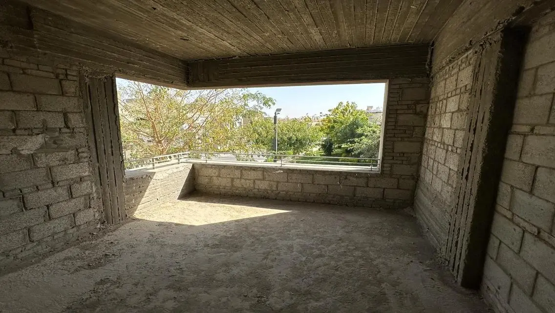 Luxury 3-Bedroom Apartment with Private Garden