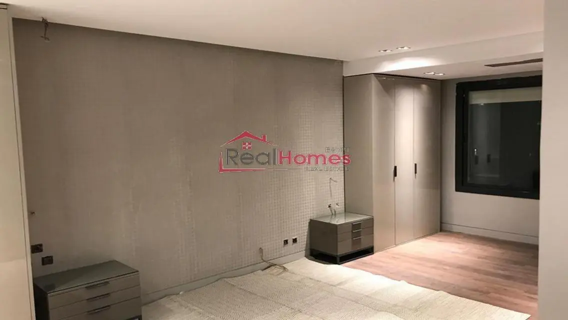 Modern finishing nile view apartment for rent