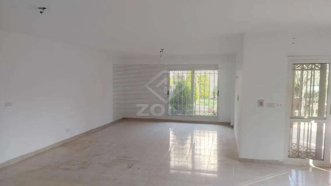 شقة مميزة في منطقة B2 بالإسكندرية