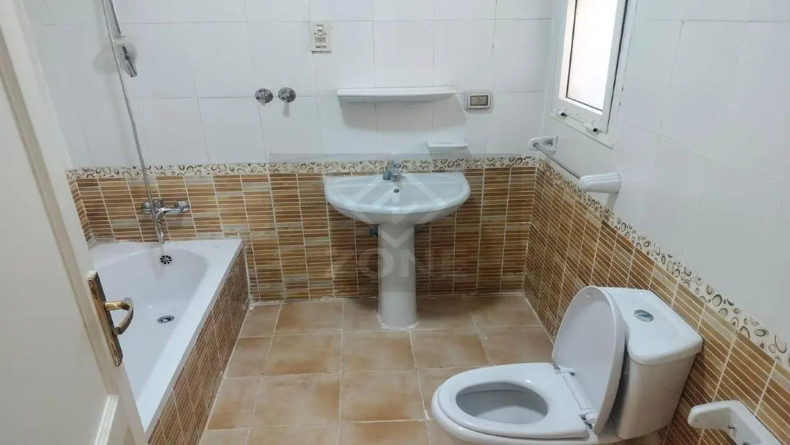 شقة مميزة في منطقة B2 بالإسكندرية