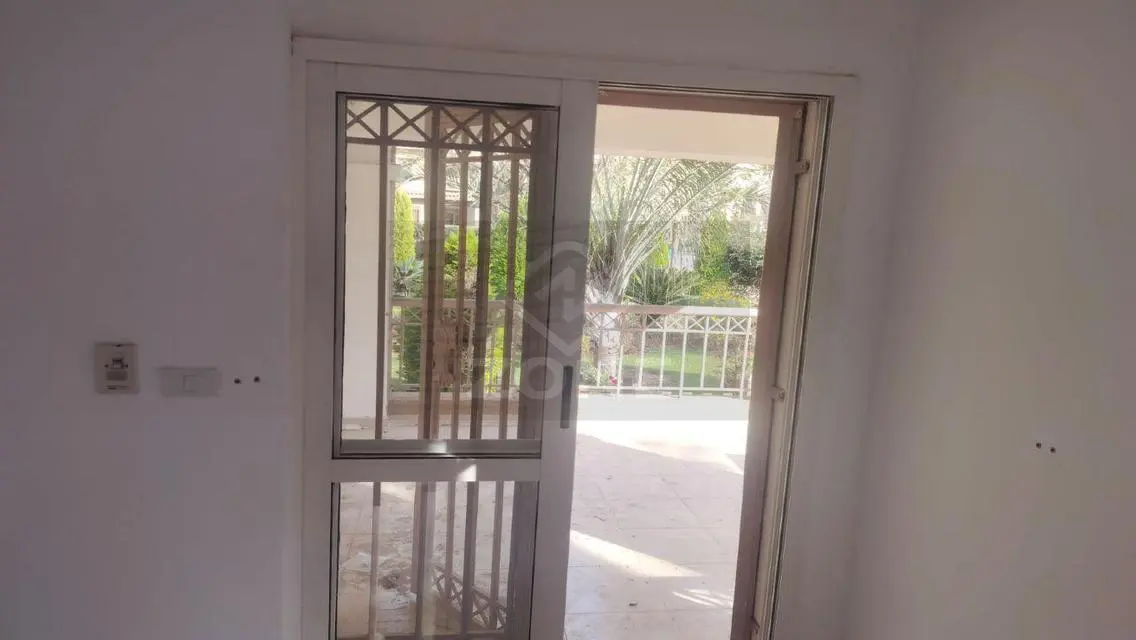 شقة مميزة في منطقة B2 بالإسكندرية