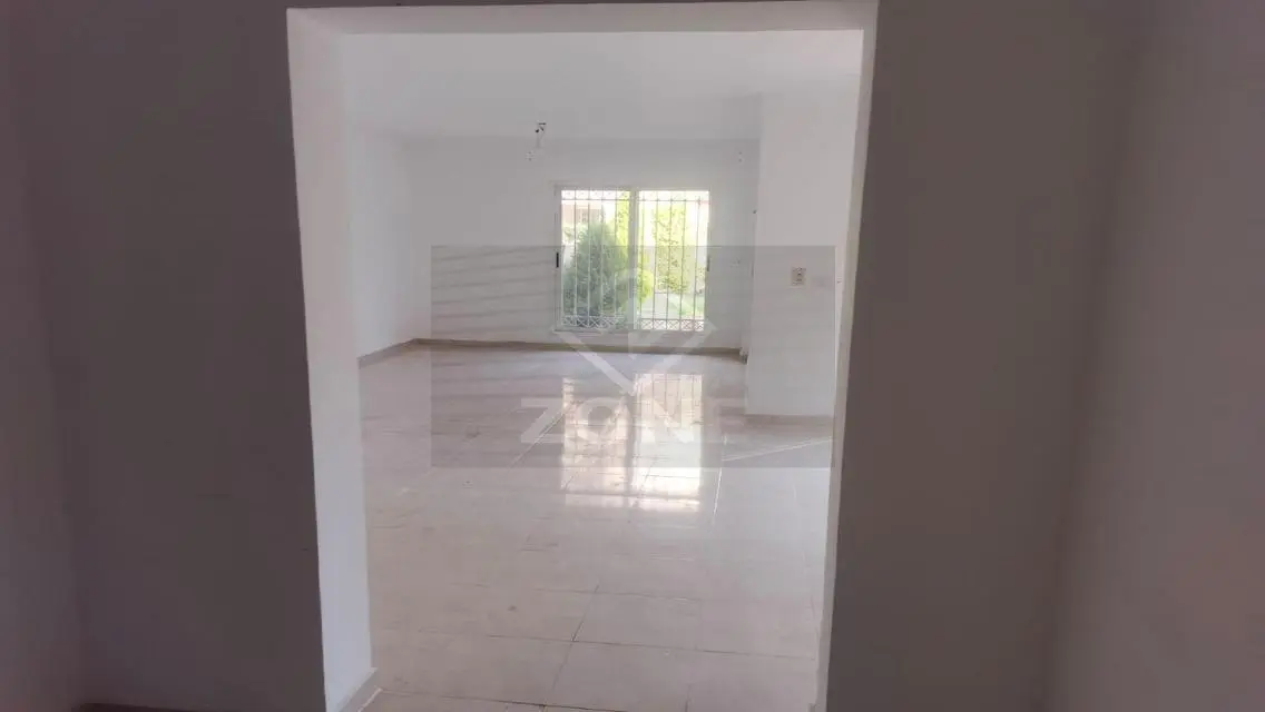 شقة مميزة في منطقة B2 بالإسكندرية