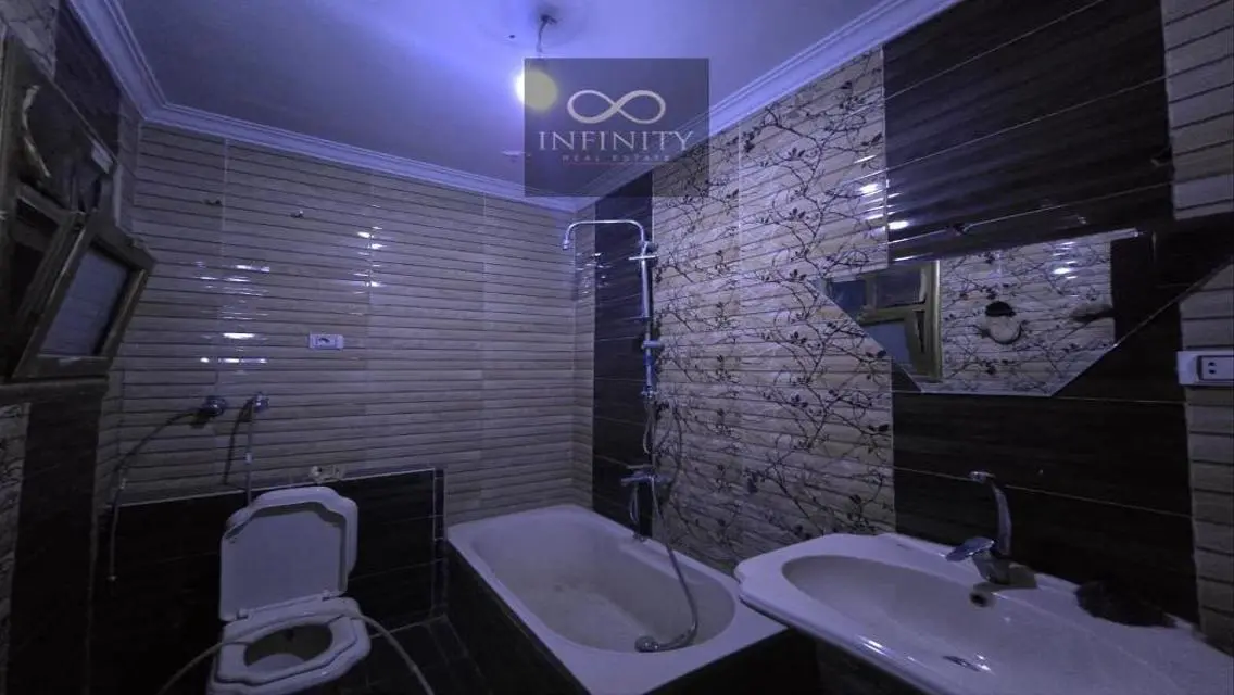 Apartment for rent near Al-Khamsin Mall and Strip