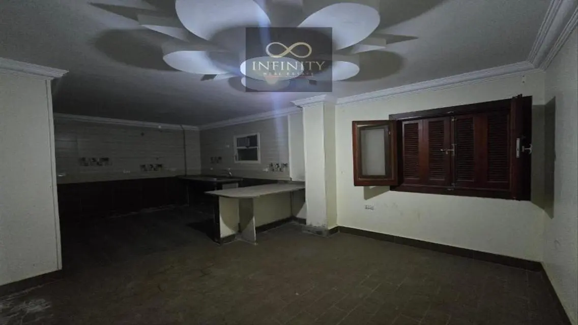 Apartment for rent near Al-Khamsin Mall and Strip