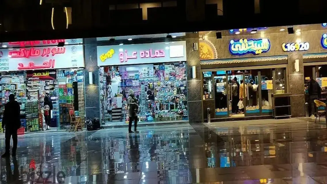 محل للبيع في الشروق بايم لوكيشن استلام فوري