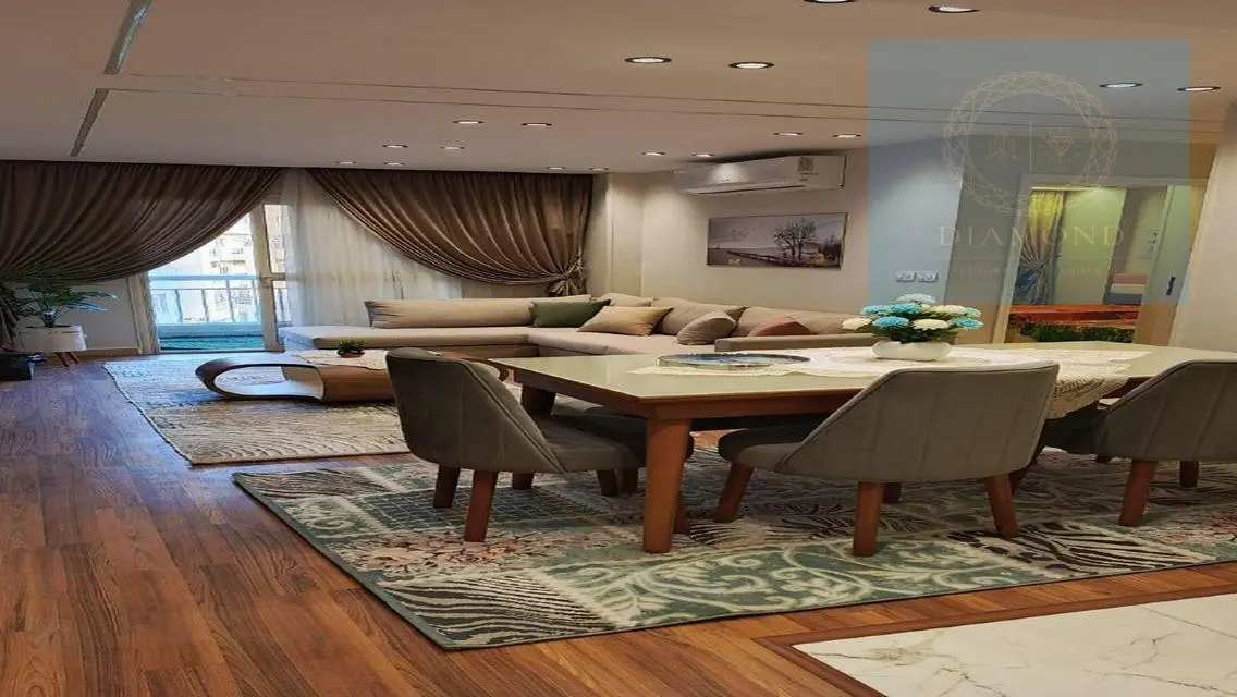 Luxury 2 Bedrooms apartment wide garden view / B10