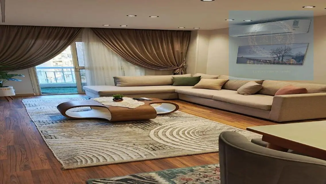 Luxury 2 Bedrooms apartment wide garden view / B10
