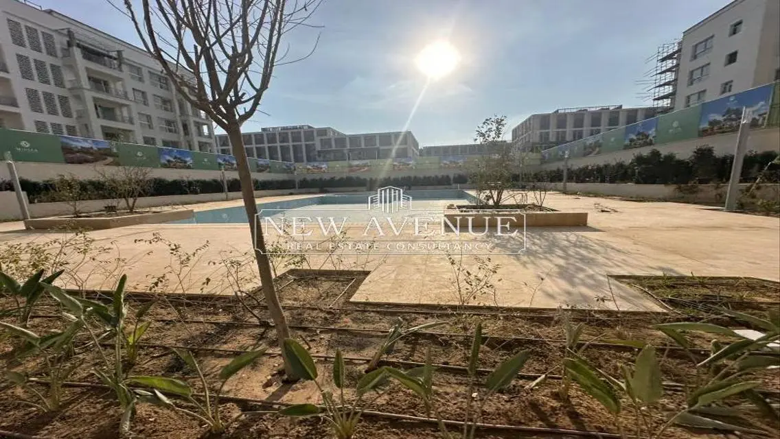 Apartment third floor prime location in mivida blue views