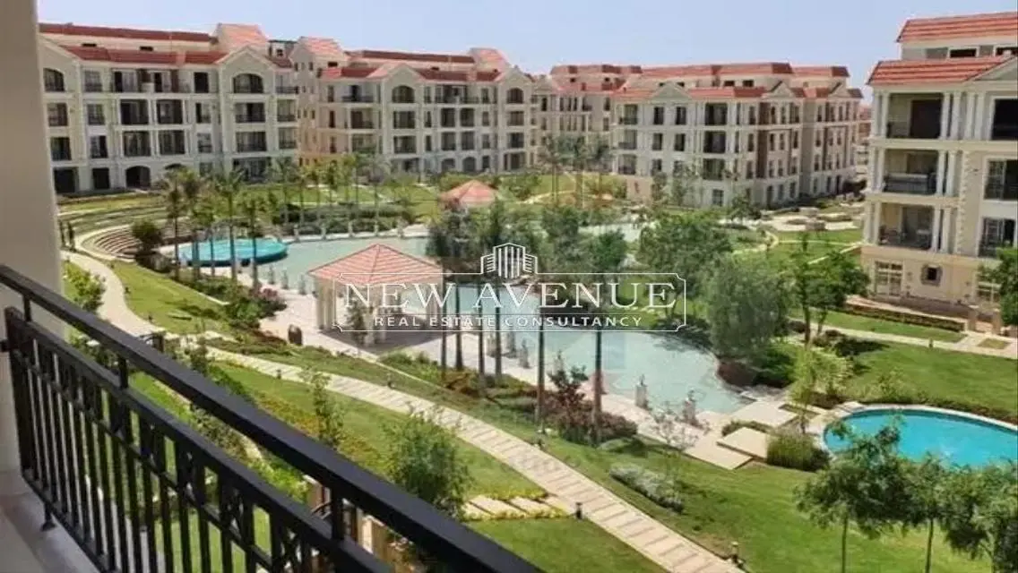 Delivered apartment prime location in regents park