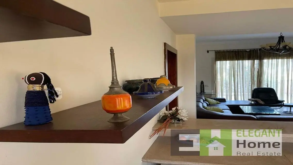 Semi furnished villa with pool rent at Swan Lake