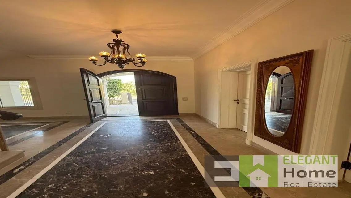 Semi furnished villa with pool rent at Swan Lake