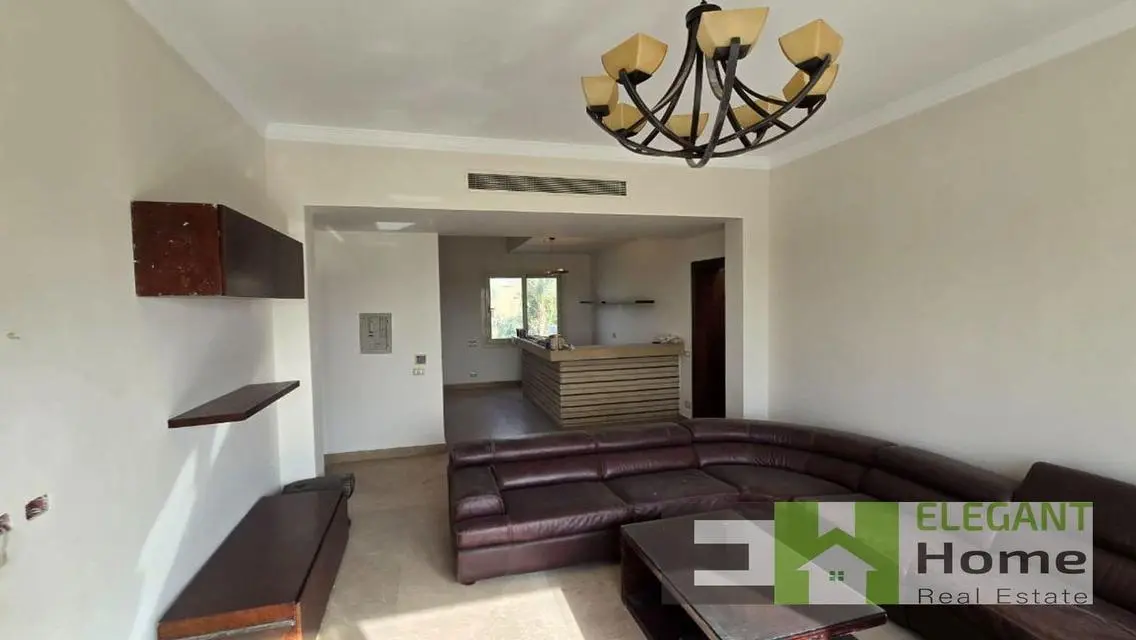 Semi furnished villa with pool rent at Swan Lake