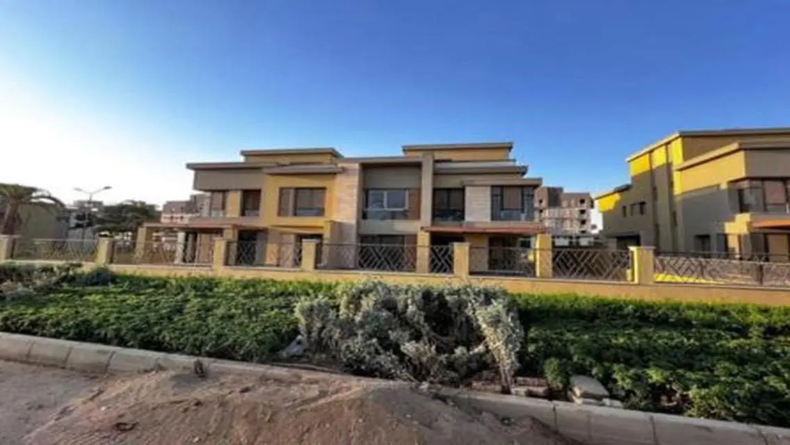 Villa with private pool for rent at Villette