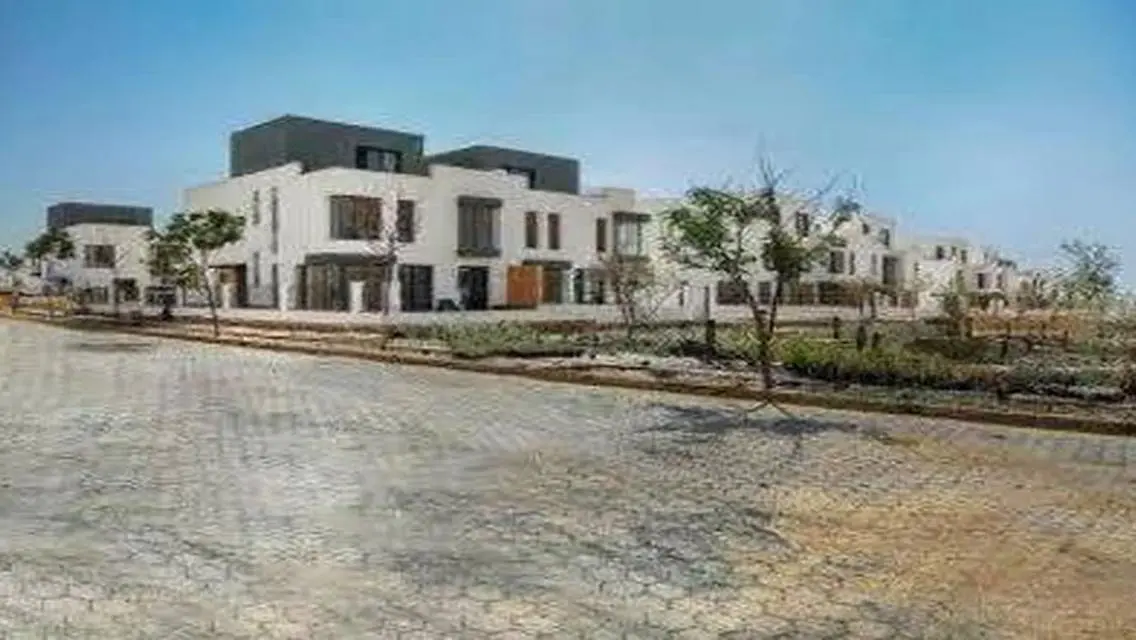 Villa with private pool for rent at Villette