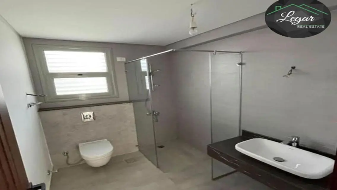 For sale, a 90m ground floor with a garden in Palm