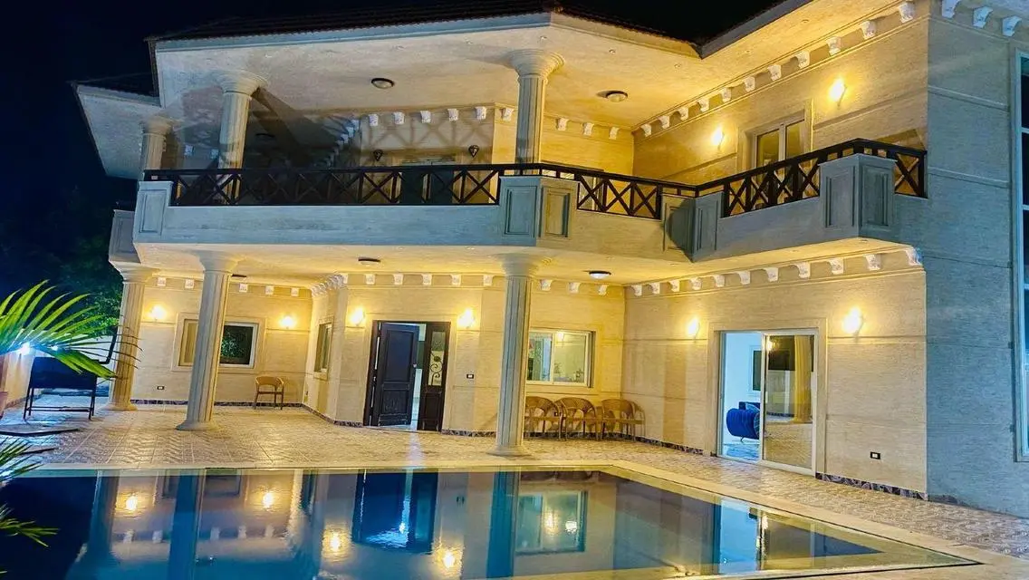 فيلا للايجار اليومي والشهري بكينج مريوط الاسكندرية