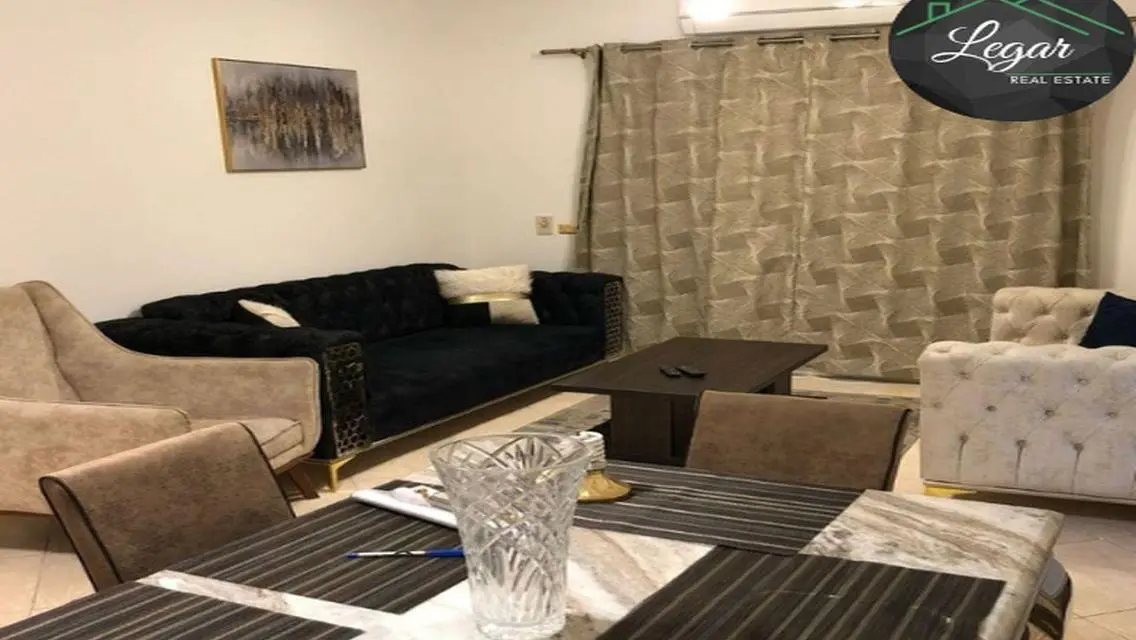 For rent, a furnished apartment with 2 bedrooms