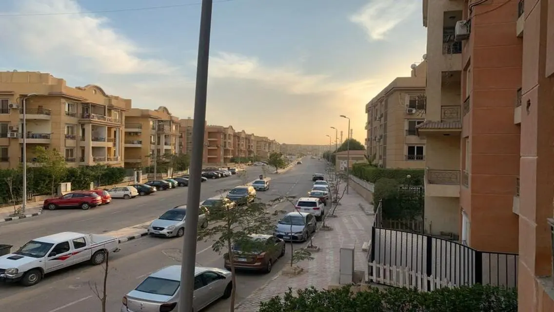 شقه لايجار الخمائل مرحله تالته ب الدور الاول 