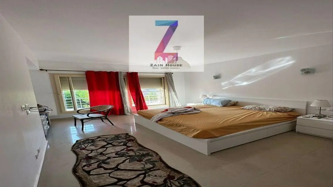 Duplex senior penthouse roof 190 meters, furnished