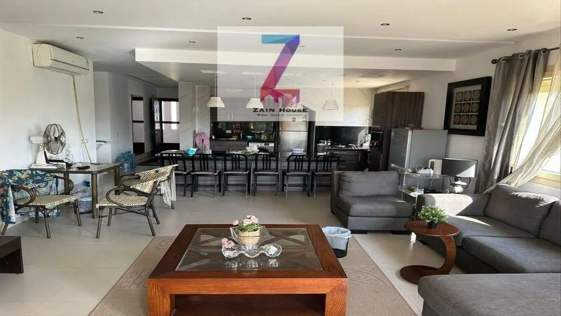 Duplex senior penthouse roof 190 meters, furnished
