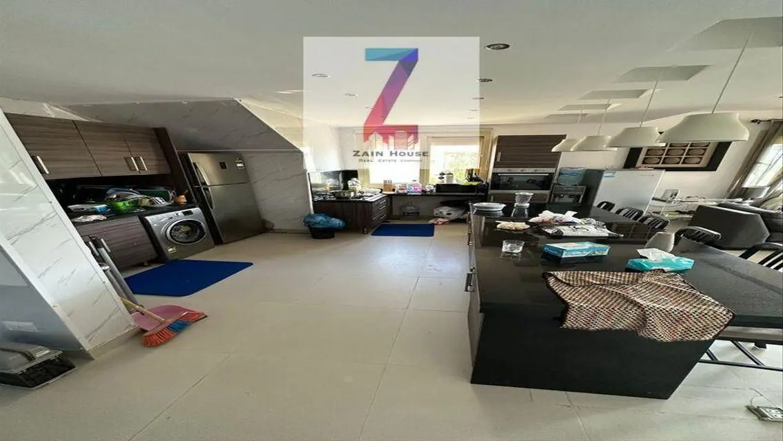 Duplex senior penthouse roof 190 meters, furnished