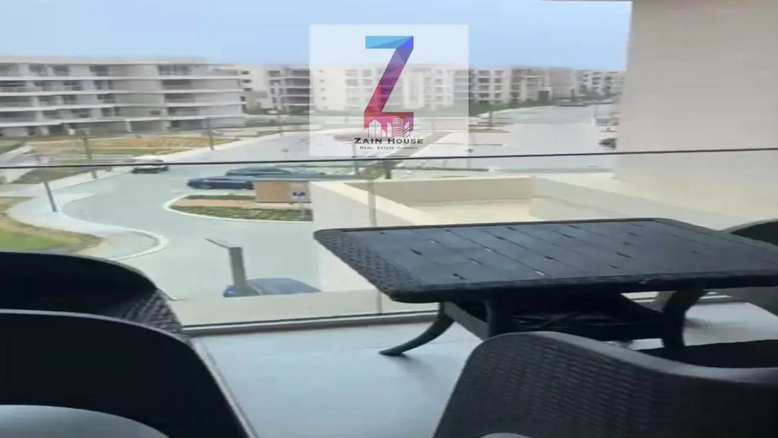 للبيع شاليه غرفه في  مراسي مارينا ويست مفروش جاهز