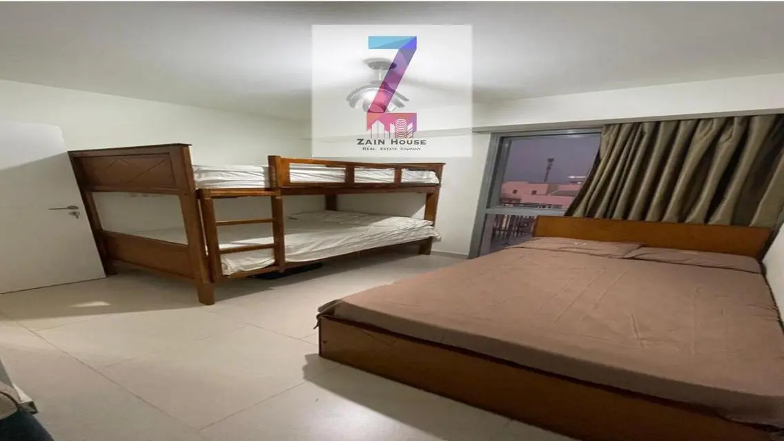For sale, a ground floor chalet with a garden in M