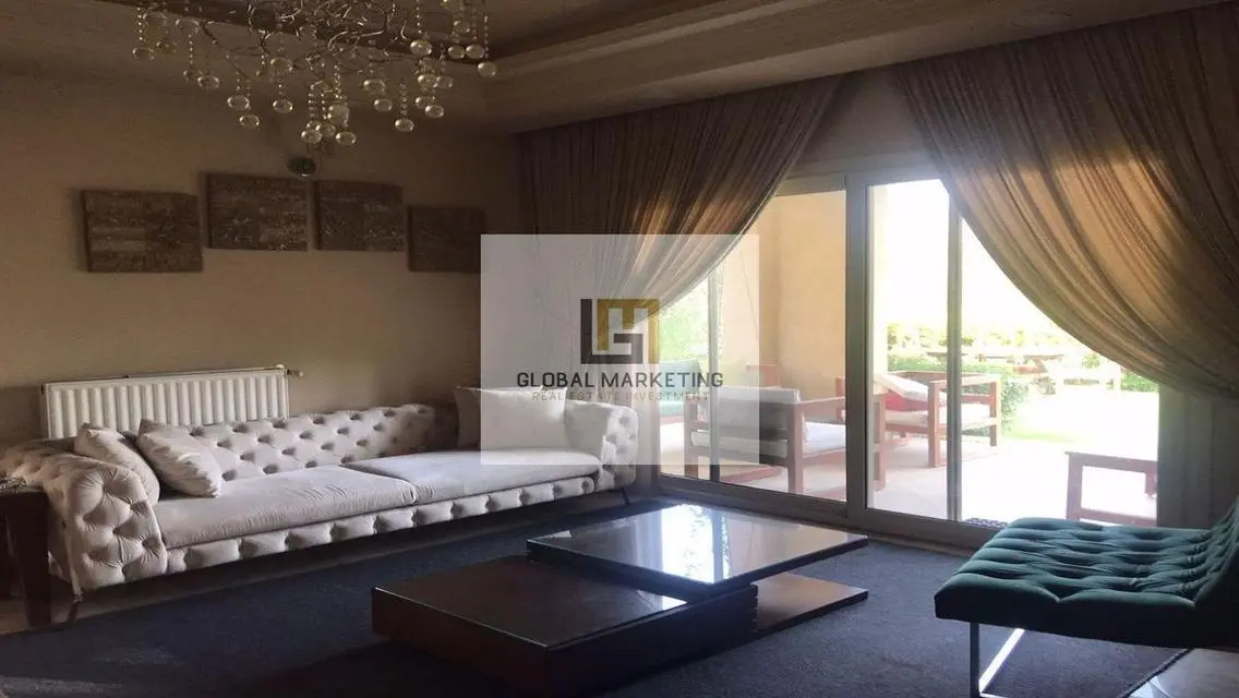Ultra modern furnished villa with pool and garden