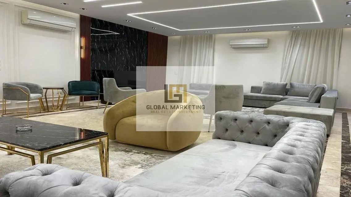 فيلا فاخرة بحمام سباحة مفروشة مودرن للايجار في درة