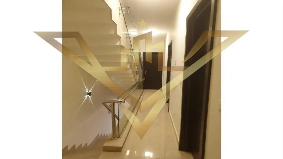 حديقة خاصة بالمطبخ و التكييفات