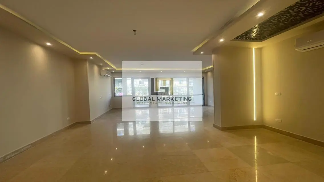 3-bedroom semi-furnished apartment in Eastown
