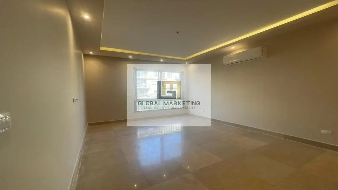 3-bedroom semi-furnished apartment in Eastown