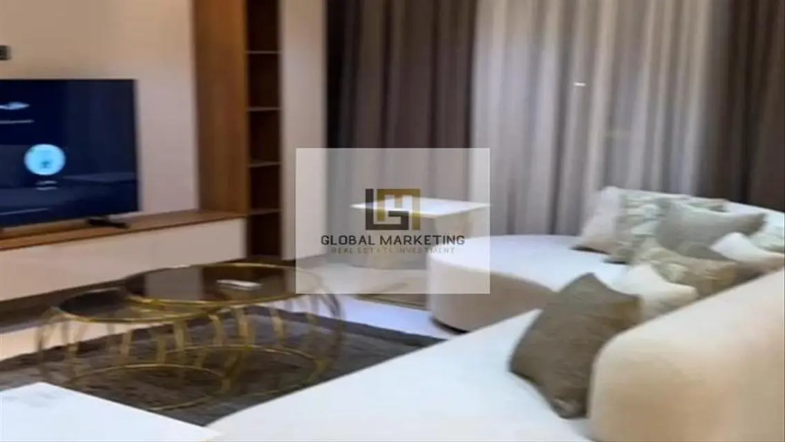 شقه فندقيه لسكن فورا  بكمبوند ليك فيو