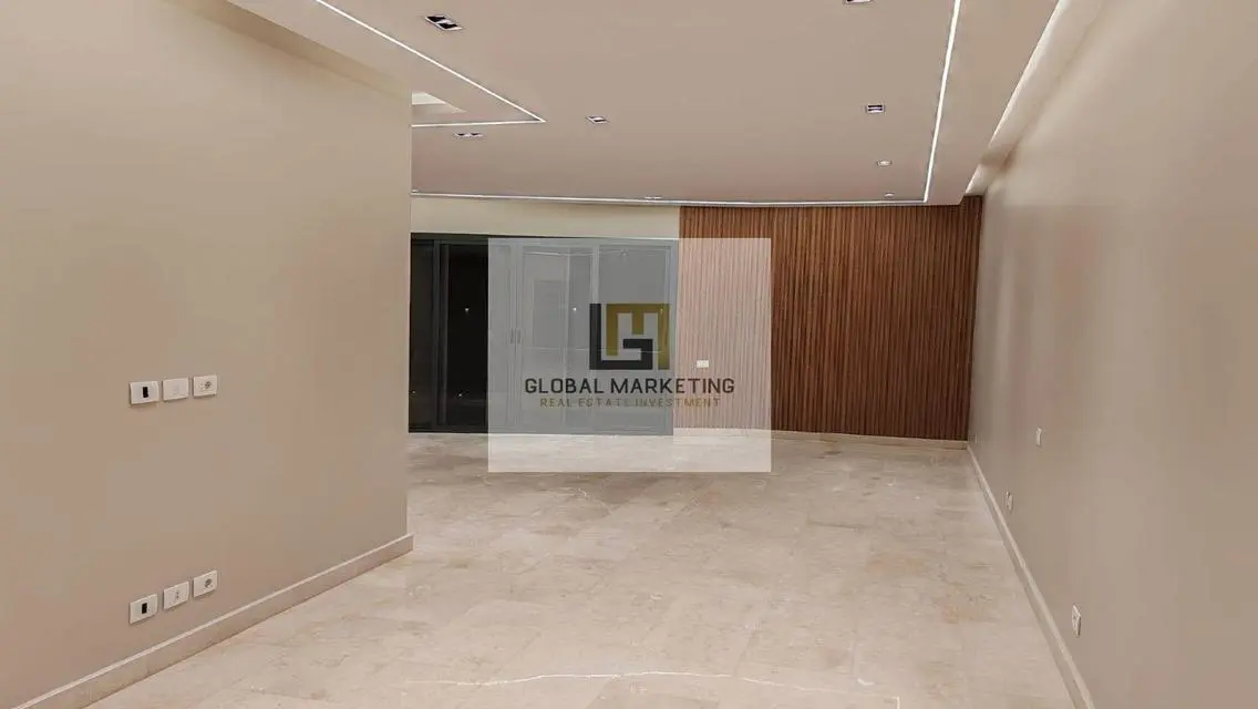 شقه للايجار نصف مفروش اول-سكن بكمبوند سوديك فيليت
