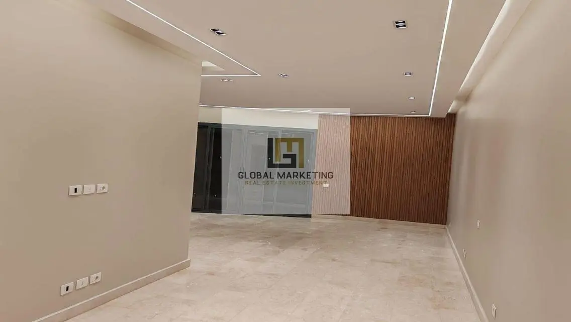 شقه للايجار نصف مفروش اول-سكن بكمبوند سوديك فيليت